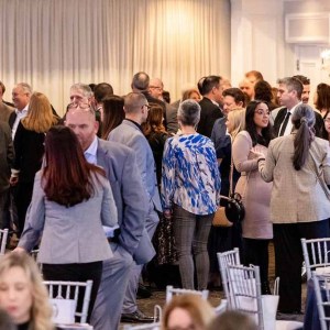 FUll-room-cocktail-hour